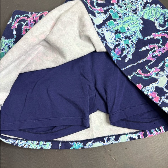 Lilly Pulitzer Madison Skort Bright Navy Pop Up Monkey Trouble - Picture 8 of 10